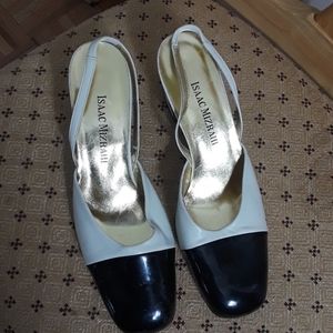 Isaac mizrahi slingback pump. Size 8B